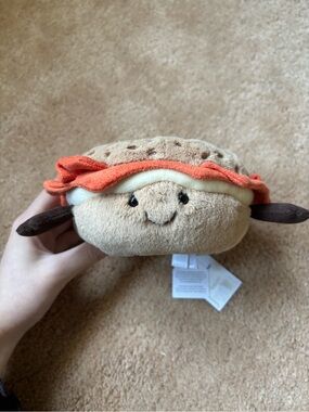 Jellycat Amuseables Bagel